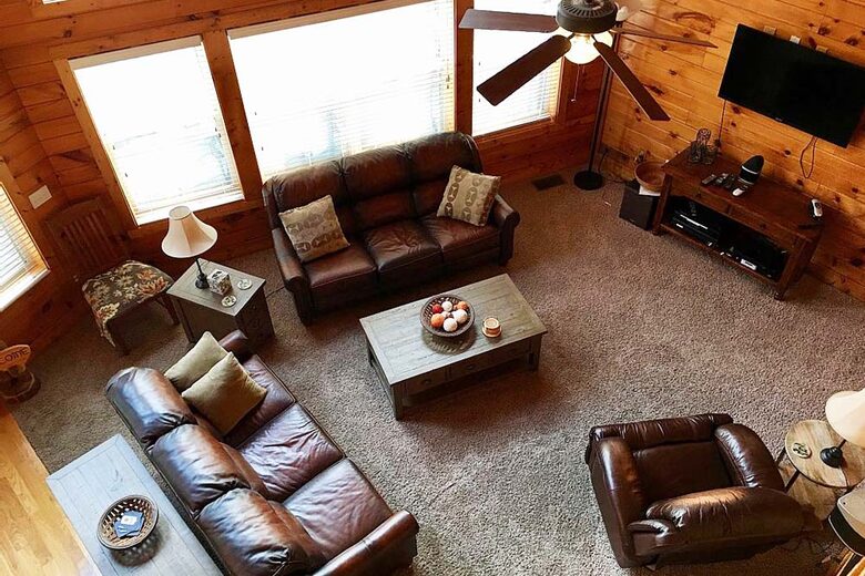 Norris Lake Waterfront Cabin - Sleeps 25 - La Follette, Tennessee