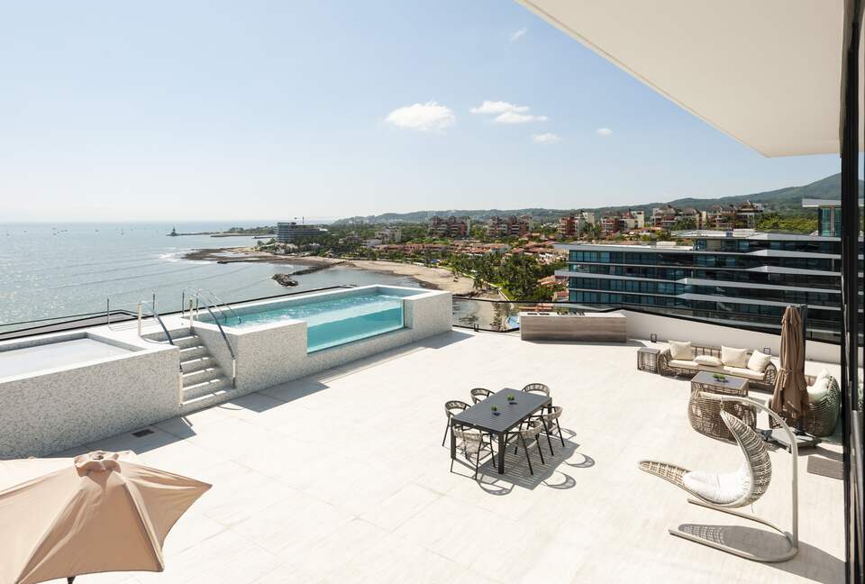 Penthouse by the beach with private pool - Bucerías, Mexico