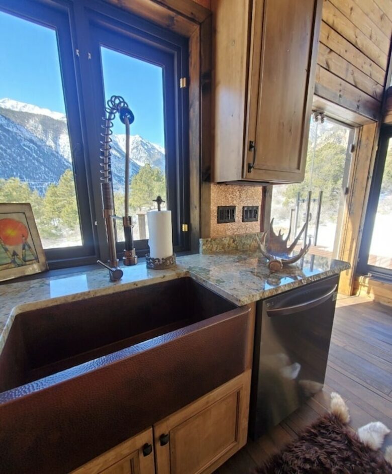 Cozy Mountain Chalet at Chalk Creek Canyon - Nathrop, Colorado