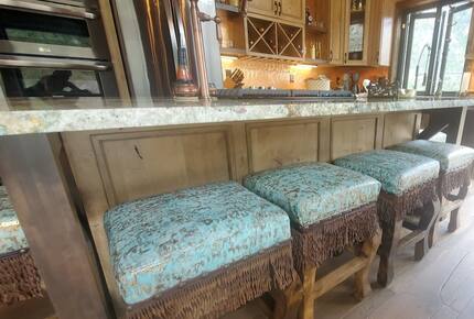 Cozy Mountain Chalet at Chalk Creek Canyon - Nathrop, Colorado