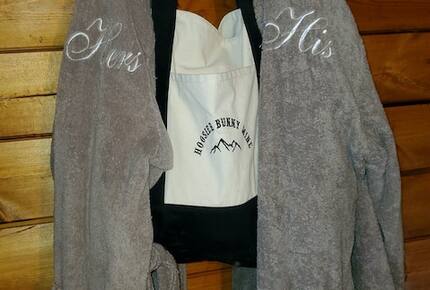 Cozy Mountain Chalet at Chalk Creek Canyon - Nathrop, Colorado