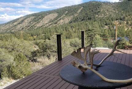 Cozy Mountain Chalet at Chalk Creek Canyon - Nathrop, Colorado