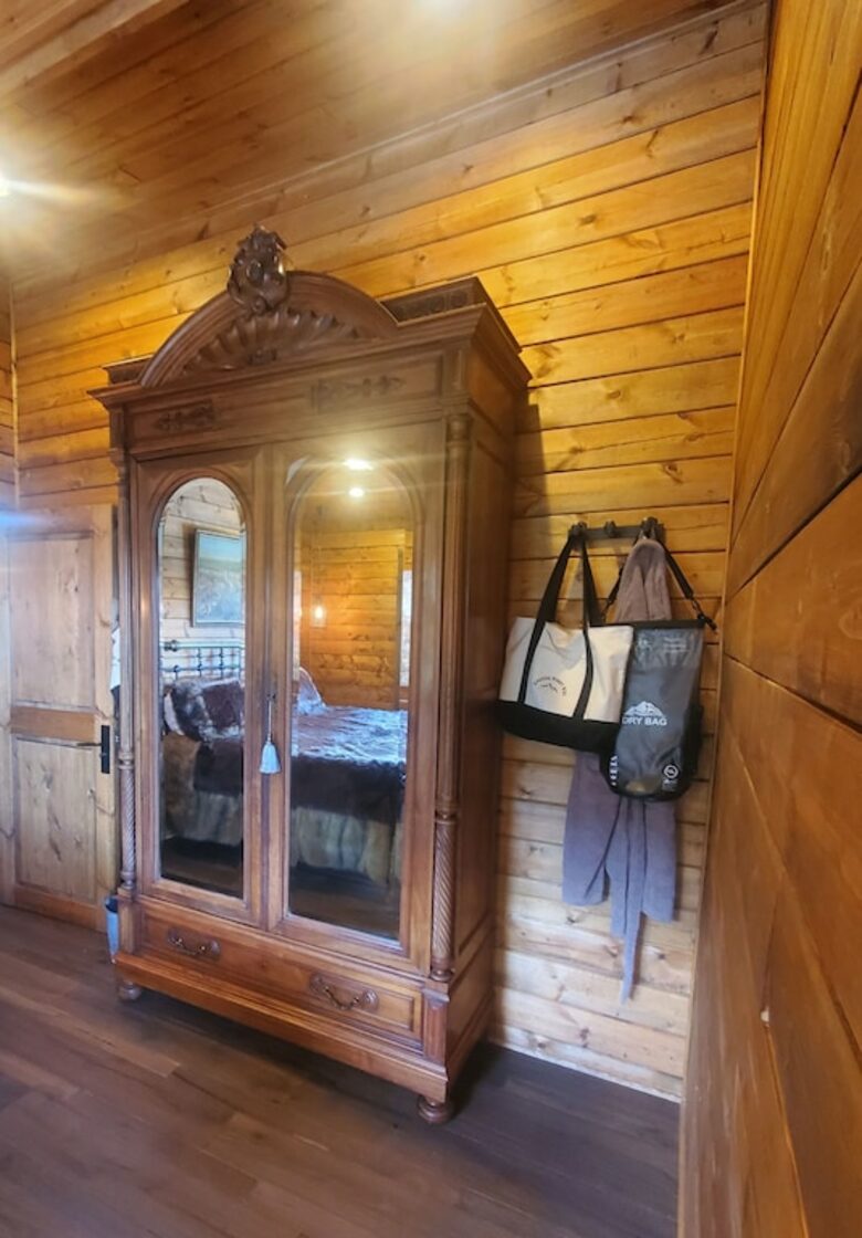 Cozy Mountain Chalet at Chalk Creek Canyon - Nathrop, Colorado