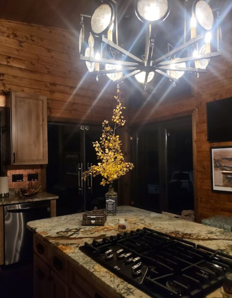 Cozy Mountain Chalet at Chalk Creek Canyon - Nathrop, Colorado