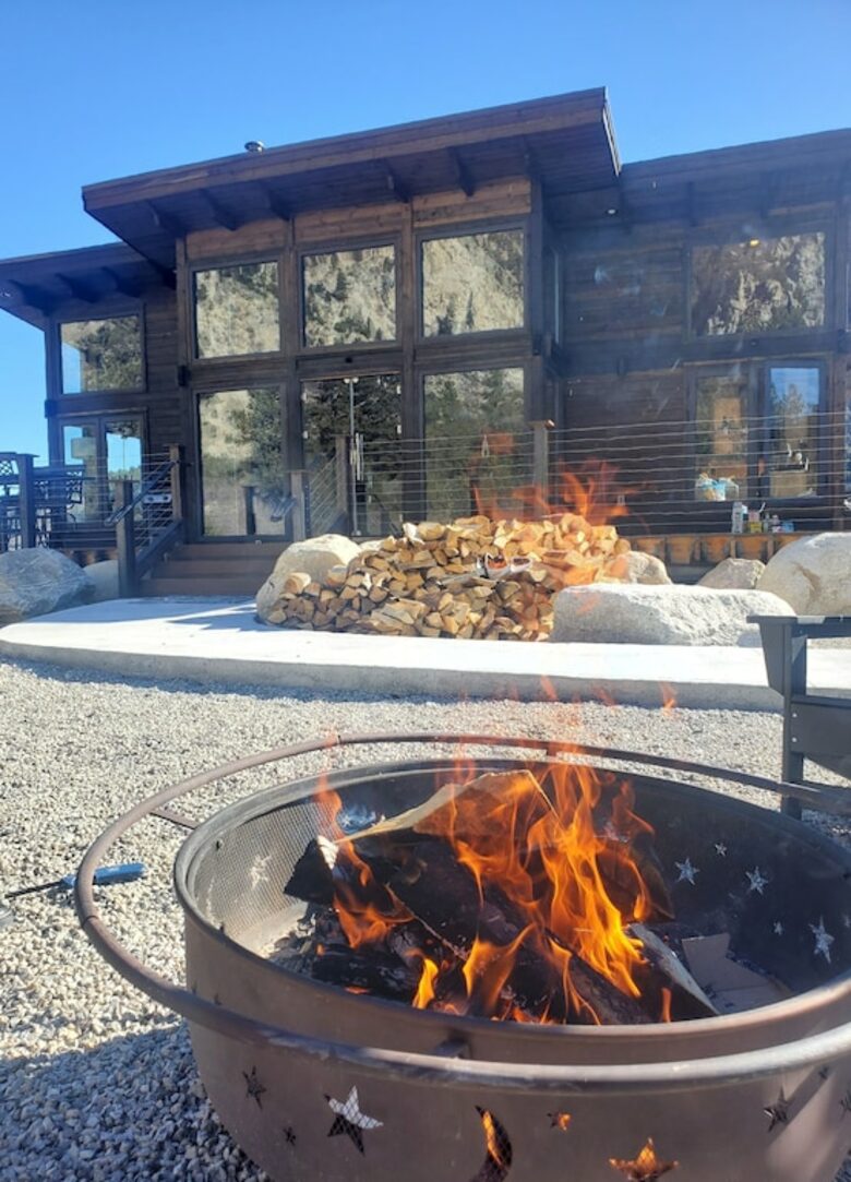 Cozy Mountain Chalet at Chalk Creek Canyon - Nathrop, Colorado