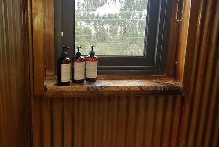 Cozy Mountain Chalet at Chalk Creek Canyon - Nathrop, Colorado