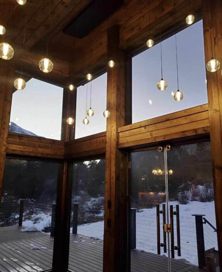 Cozy Mountain Chalet at Chalk Creek Canyon - Nathrop, Colorado