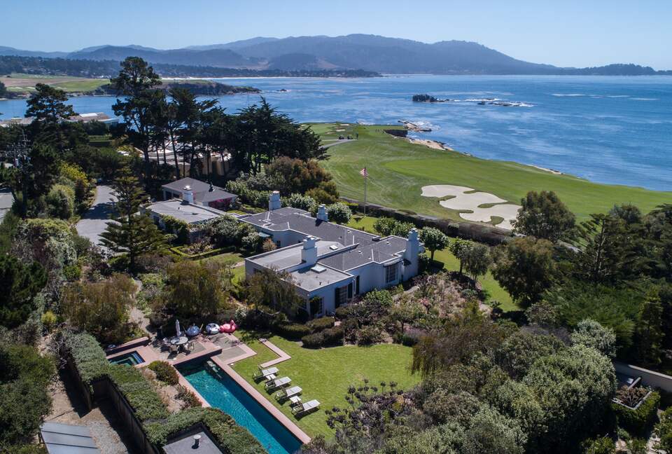 Stunning Pebble Beach Golf Course and Oceanfront Estate - Pebble Beach, California