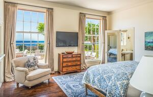 Stunning Pebble Beach Golf Course and Oceanfront Estate