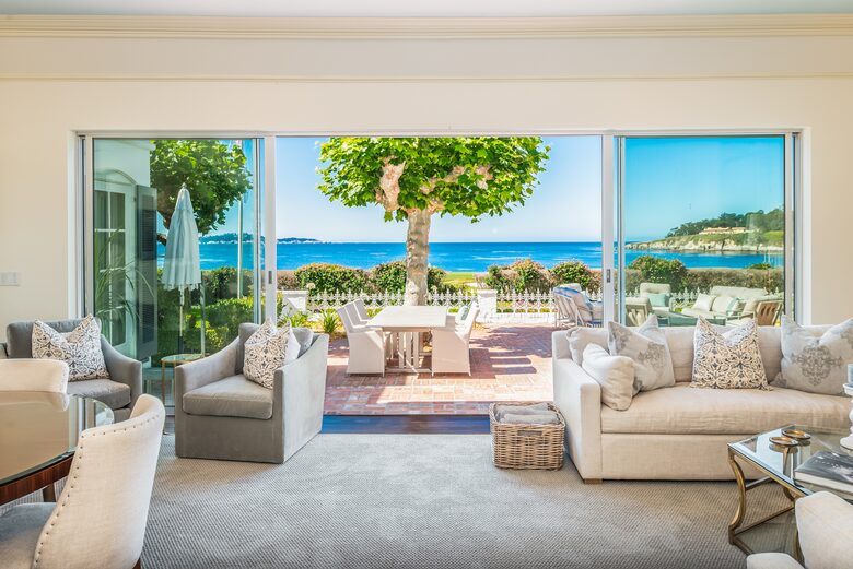 Stunning Pebble Beach Golf Course and Oceanfront Estate - Pebble Beach, California