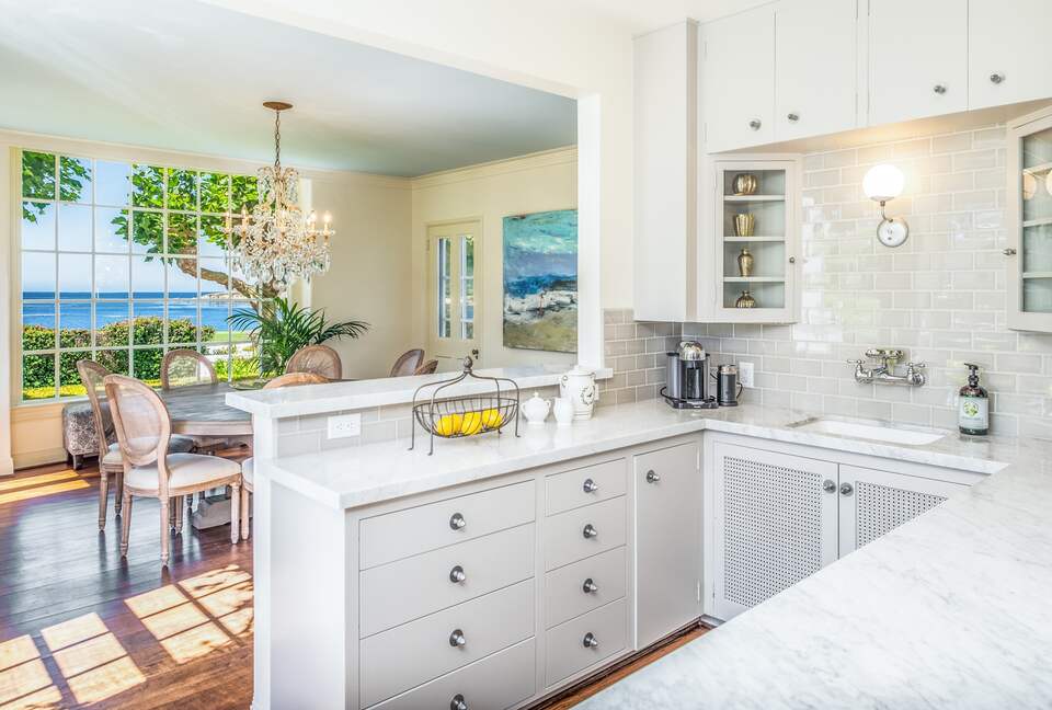 Stunning Pebble Beach Golf Course and Oceanfront Estate - Pebble Beach, California