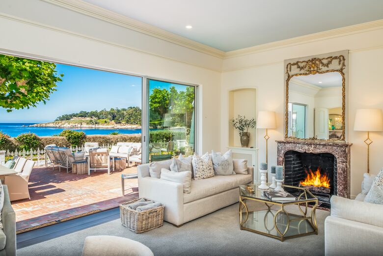 Stunning Pebble Beach Golf Course and Oceanfront Estate - Pebble Beach, California