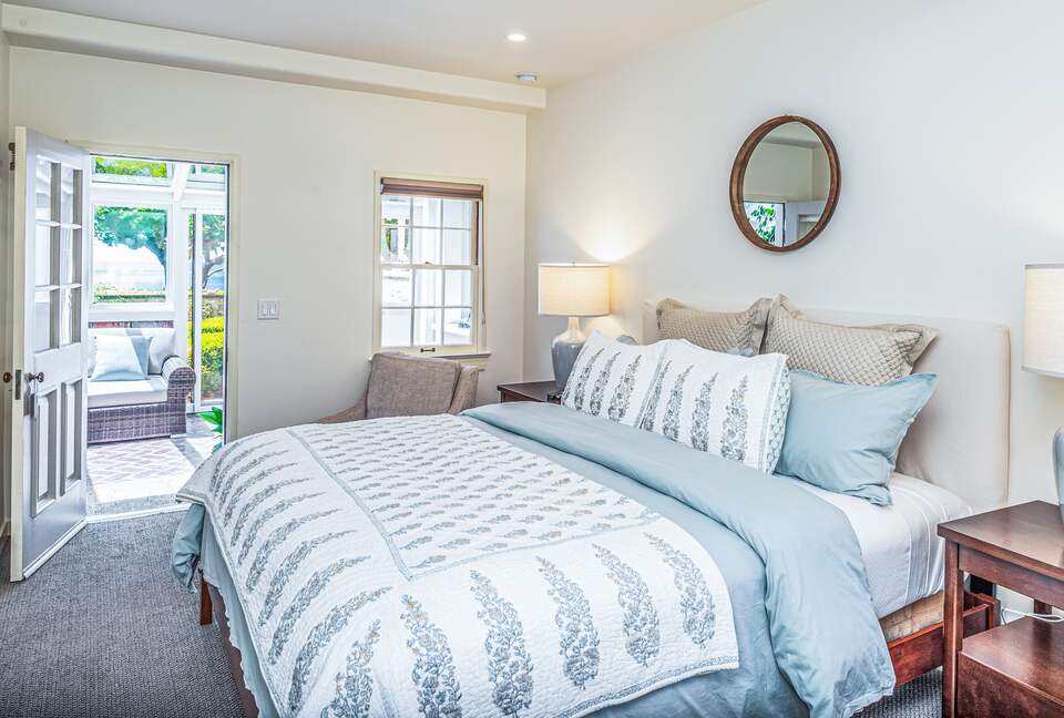 Stunning Pebble Beach Golf Course and Oceanfront Estate - Pebble Beach, California