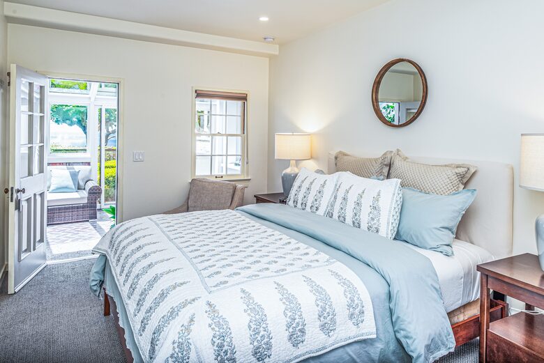 Stunning Pebble Beach Golf Course and Oceanfront Estate - Pebble Beach, California