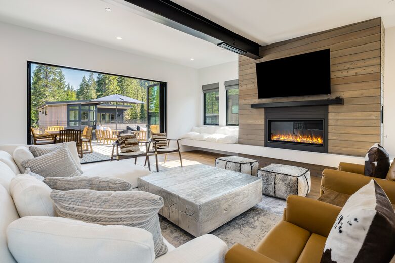 GoldCoast modern Home near Palisades Tahoe - Olympic Valley, California