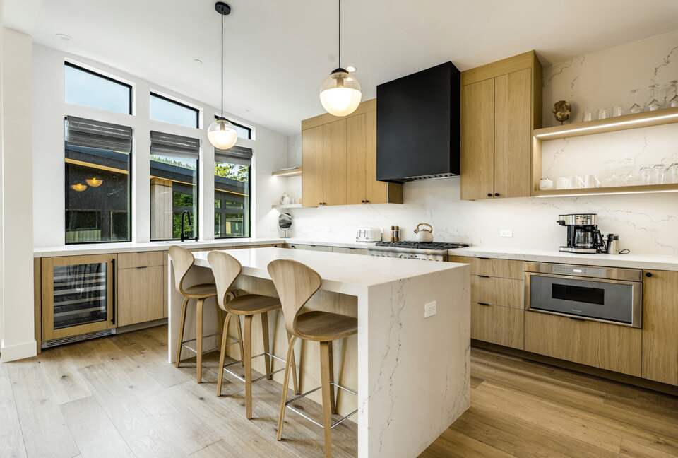GoldCoast modern Home near Palisades Tahoe - Olympic Valley, California
