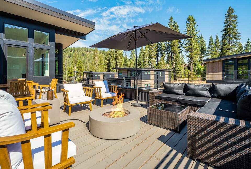 GoldCoast modern Home near Palisades Tahoe - Olympic Valley, California