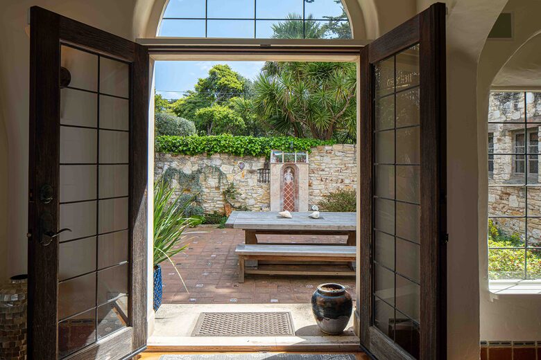 Seastone Villa By The Sea - Carmel By the Sea, United States