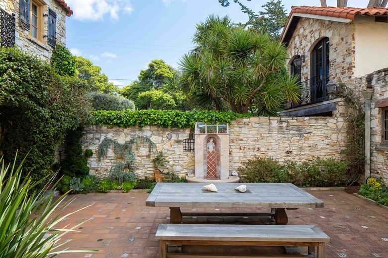 Seastone Villa By The Sea - Carmel By the Sea, United States