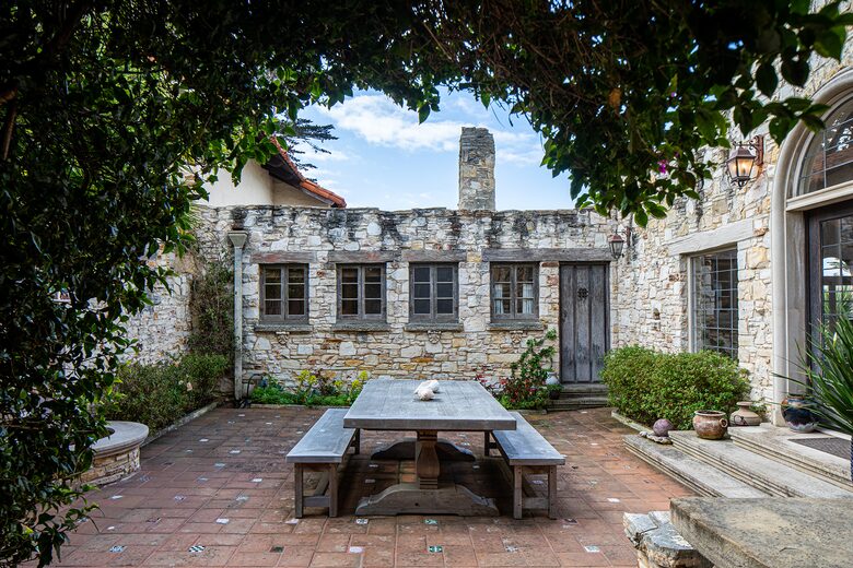 Seastone Villa By The Sea - Carmel By the Sea, United States