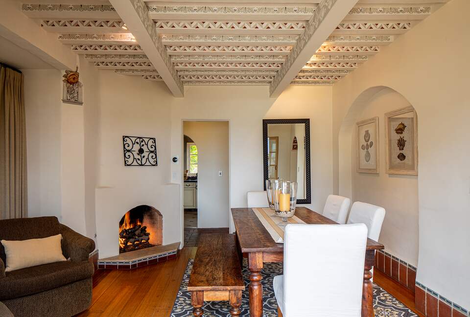 Seastone Villa By The Sea - Carmel By the Sea, United States