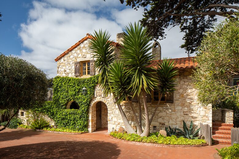 Seastone Villa By The Sea - Carmel By the Sea, United States