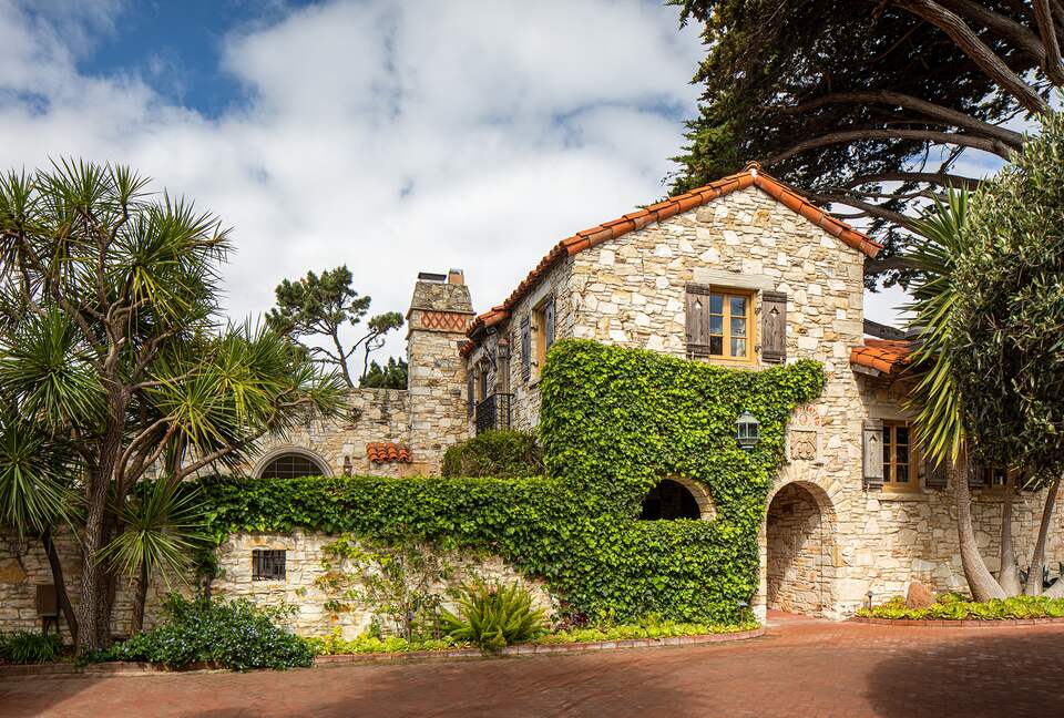 Seastone Villa By The Sea - Carmel By the Sea, United States