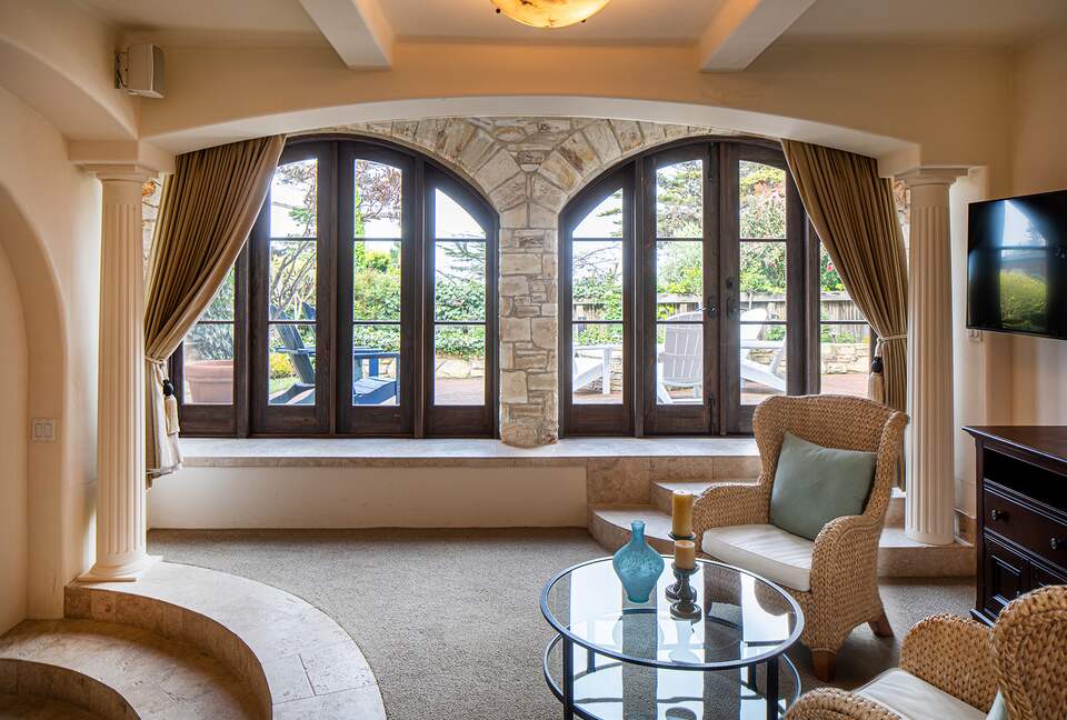 Seastone Villa By The Sea - Carmel By the Sea, United States