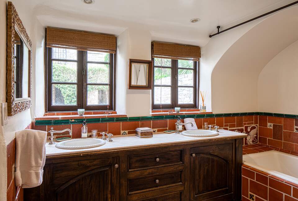 Seastone Villa By The Sea - Carmel By the Sea, United States