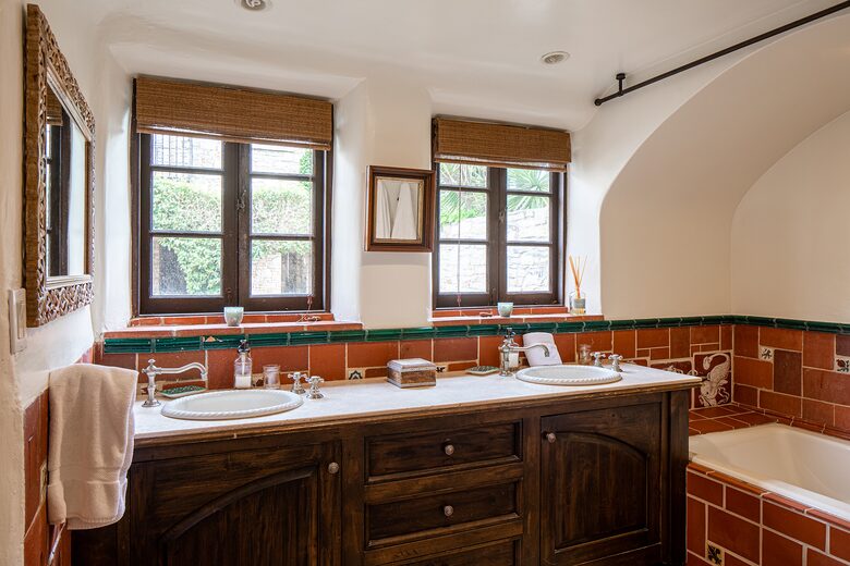 Seastone Villa By The Sea - Carmel By the Sea, United States