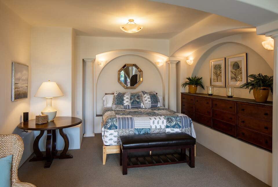 Seastone Villa By The Sea - Carmel By the Sea, United States