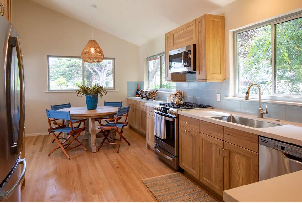 Scenic Carmel-By-The-Sea Getaway - Carmel By the Sea, California