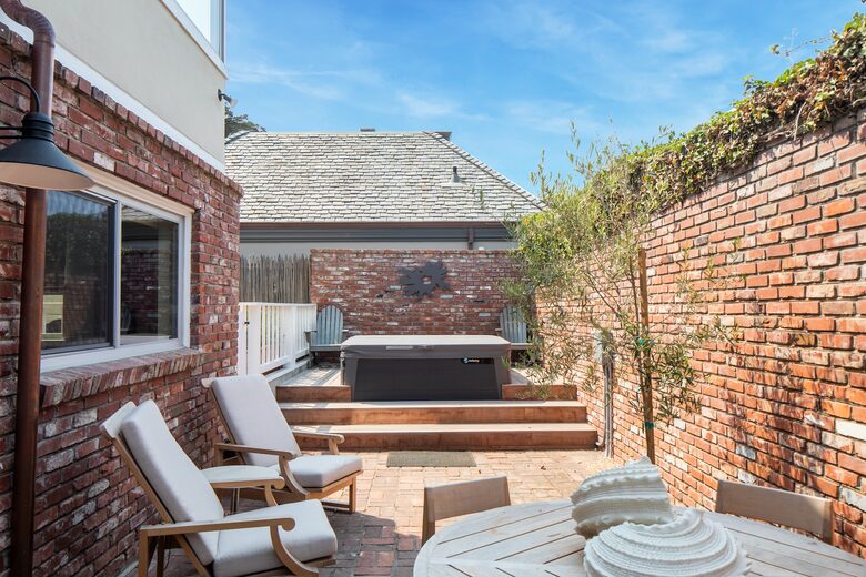 Scenic Carmel-By-The-Sea Getaway - Carmel By the Sea, California