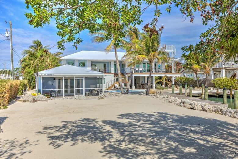 Oceanfront Luxury Lodge and Cottage - Marathon, Florida