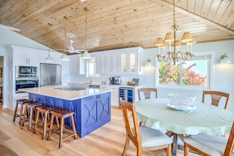 Oceanfront Luxury Lodge and Cottage - Marathon, Florida