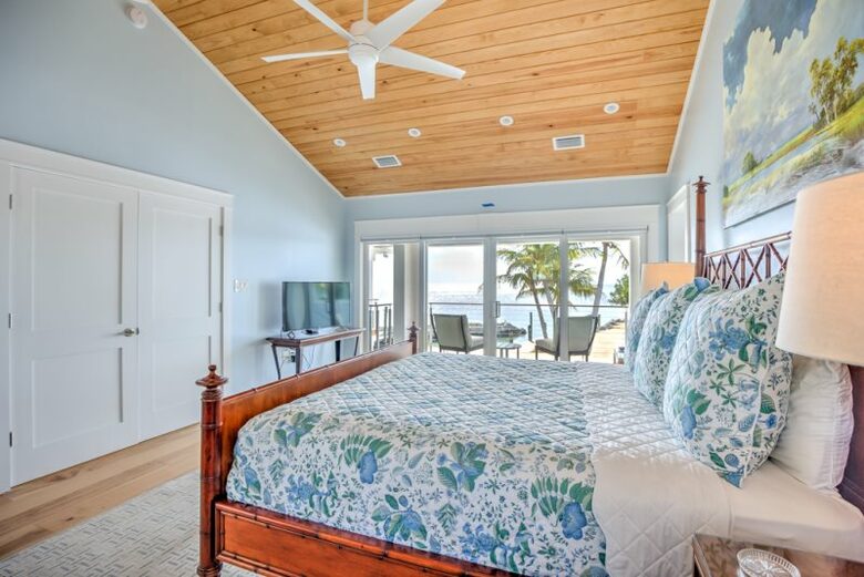 Oceanfront Luxury Lodge and Cottage - Marathon, Florida