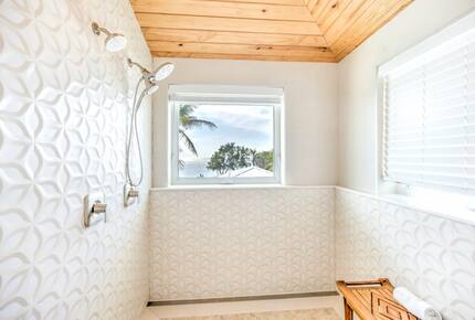 Oceanfront Luxury Lodge and Cottage - Marathon, Florida