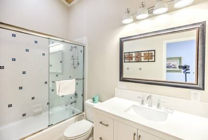 Oceanfront Luxury Lodge and Cottage - Marathon, Florida