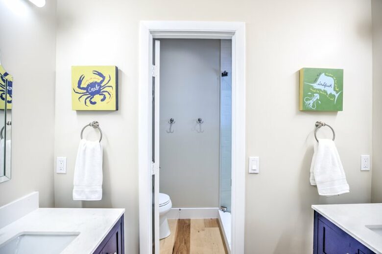 Oceanfront Luxury Lodge and Cottage - Marathon, Florida