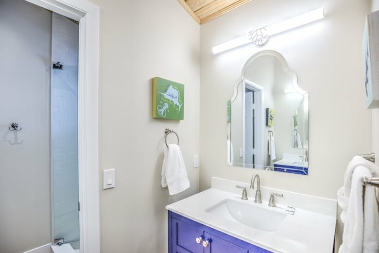 Oceanfront Luxury Lodge and Cottage - Marathon, Florida