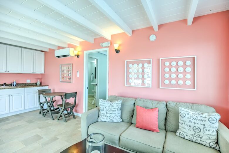 Oceanfront Luxury Lodge and Cottage - Marathon, Florida