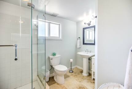 Oceanfront Luxury Lodge and Cottage - Marathon, Florida