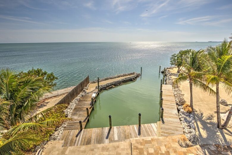 Oceanfront Luxury Lodge and Cottage - Marathon, Florida