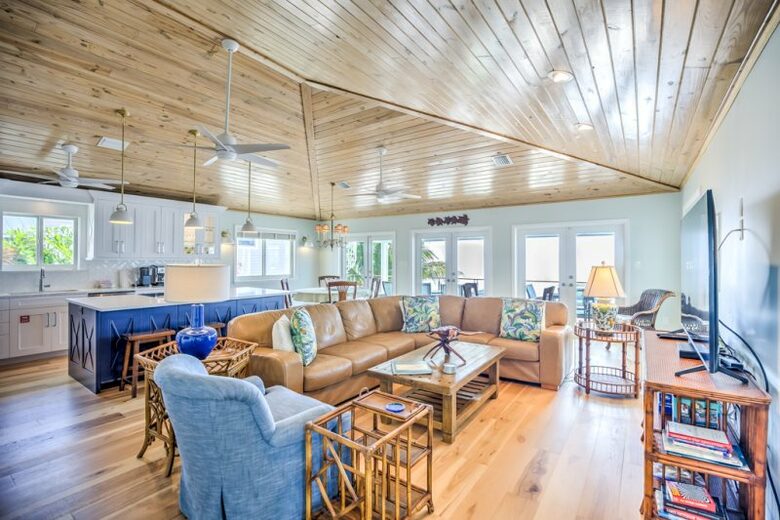 Oceanfront Luxury Lodge and Cottage - Marathon, Florida