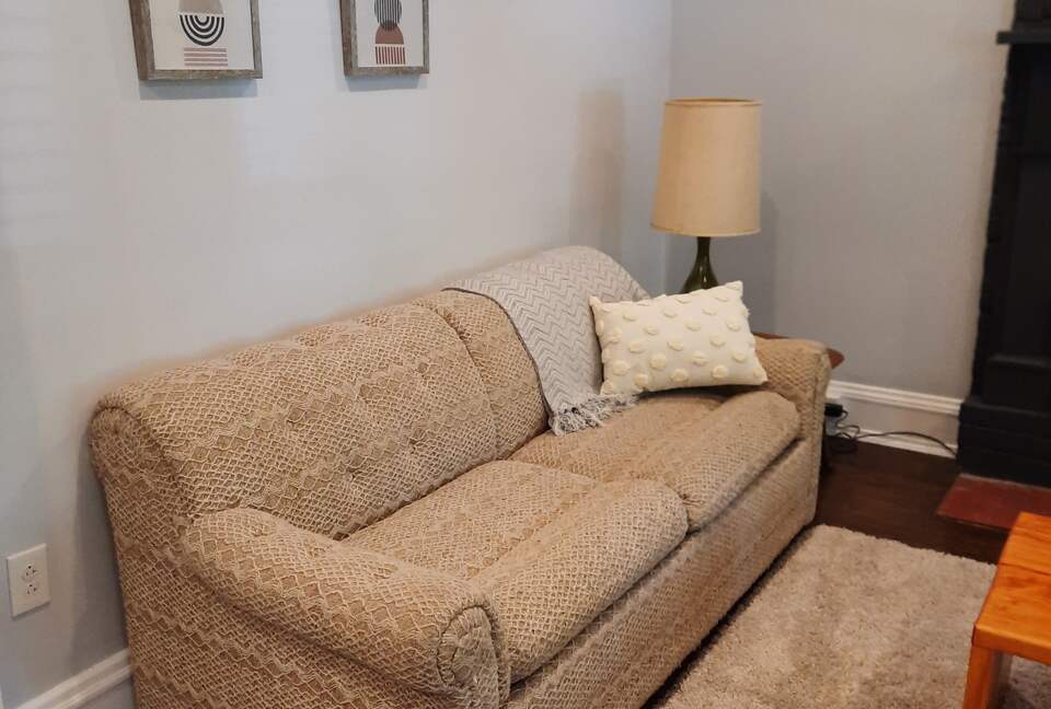 Charming Townhouse in Richmond's Fan District - Walker's Paradise! - Richmond, Virginia