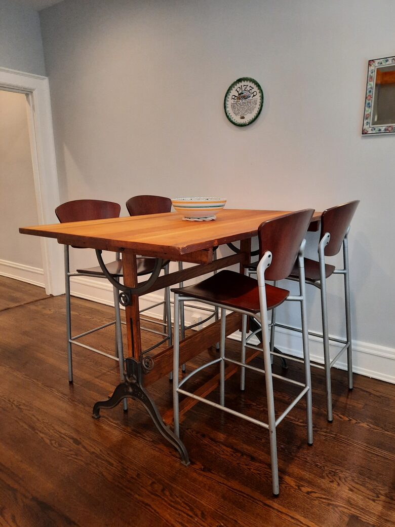 Charming Townhouse in Richmond's Fan District - Walker's Paradise! - Richmond, Virginia