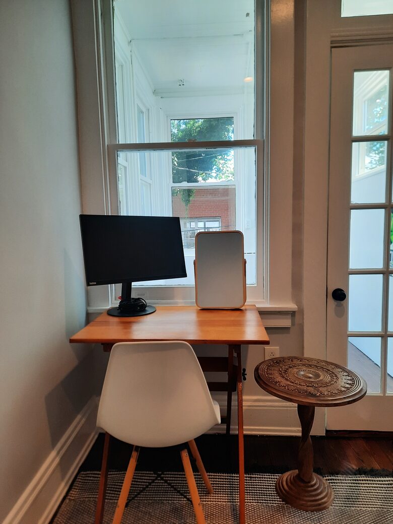 Charming Townhouse in Richmond's Fan District - Walker's Paradise! - Richmond, Virginia