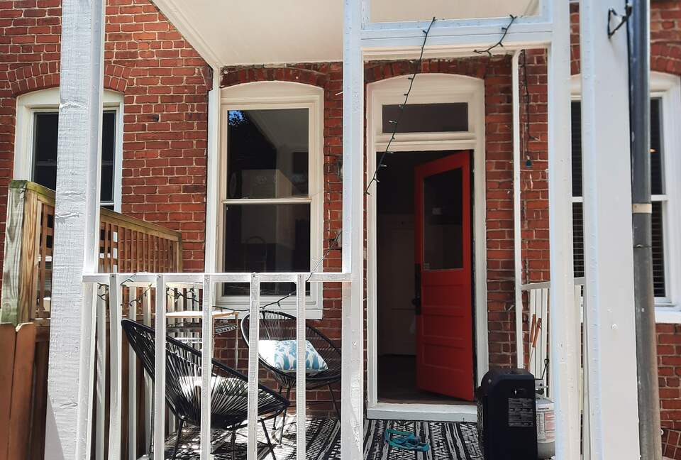 Charming Townhouse in Richmond's Fan District - Walker's Paradise! - Richmond, Virginia