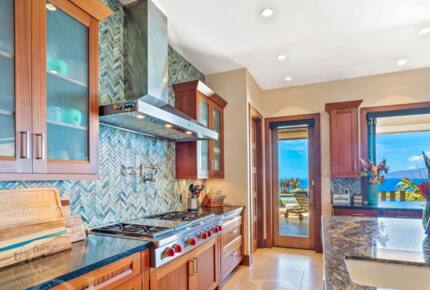 Maui Island Luxury Estate - Lahaina, Hawaii