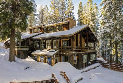 Quintessential Mountain Chalet On 10 Acres - Truckee, California